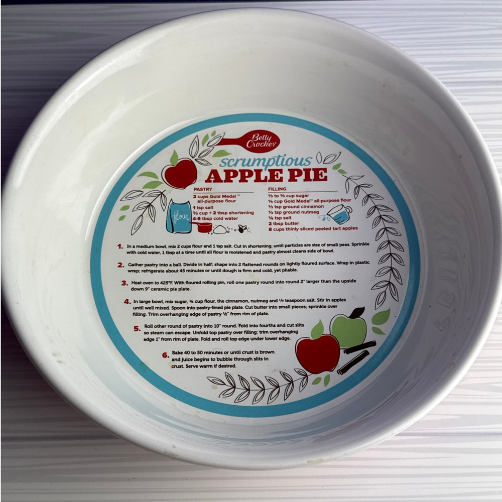 Betty Crocker 9 Inch Ceramic Pie Plate Scrumptious Apple Pie Recipe Baking Dish